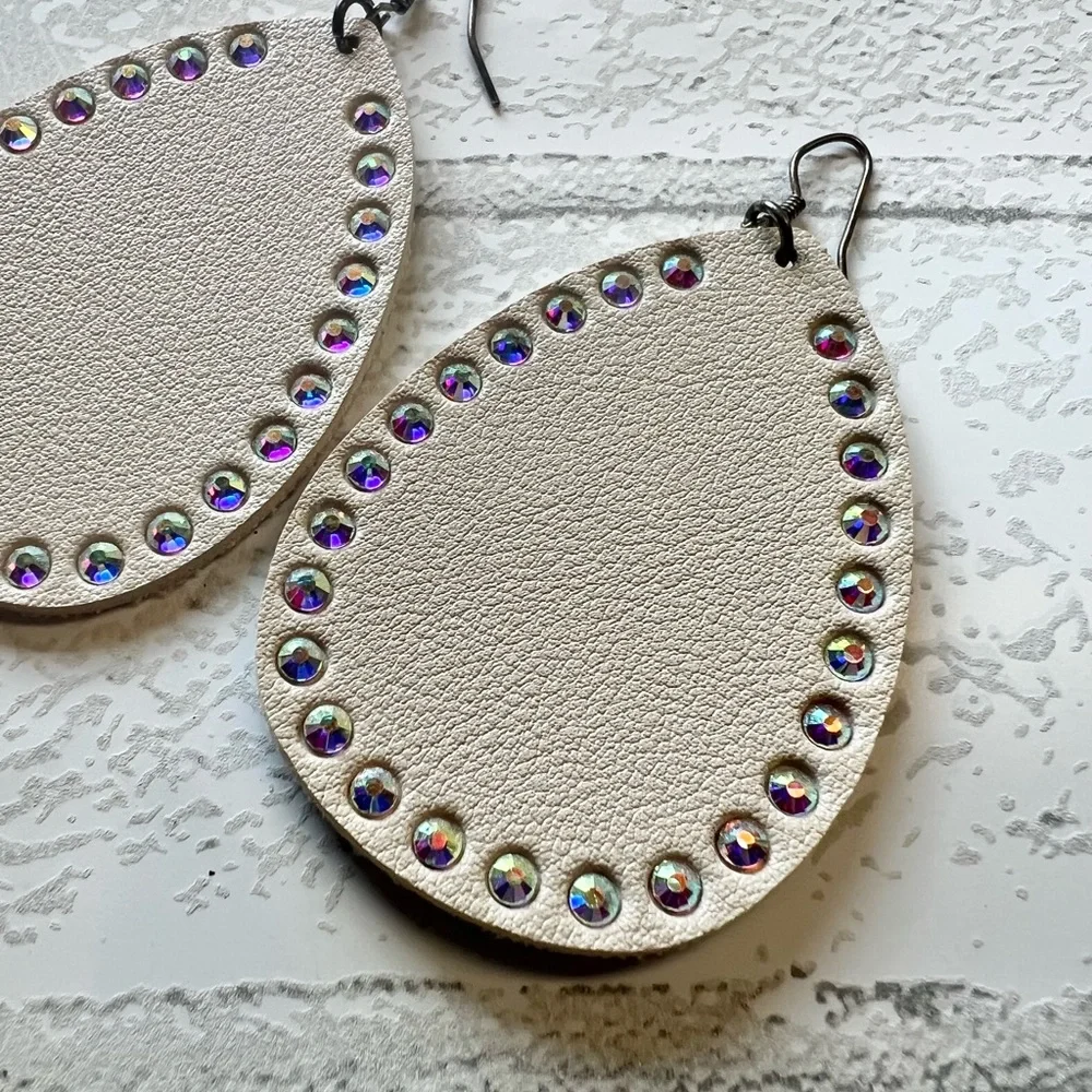 Boutique Western Leather Cow Tag Earrings Bundle 2 Set Rhinestone Two Tone NWOT